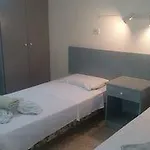 Apartmanhotel Efi Apts 2*