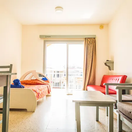 Appart hôtel Efi Apts