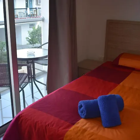 Efi Apts Appart hôtel