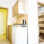 Aparthotel Efi Apts 2*