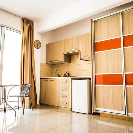 Efi Apts 2*